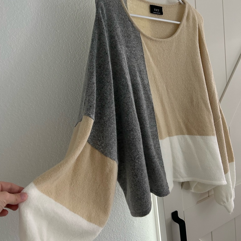 Color block sweater - Picture 4 of 5